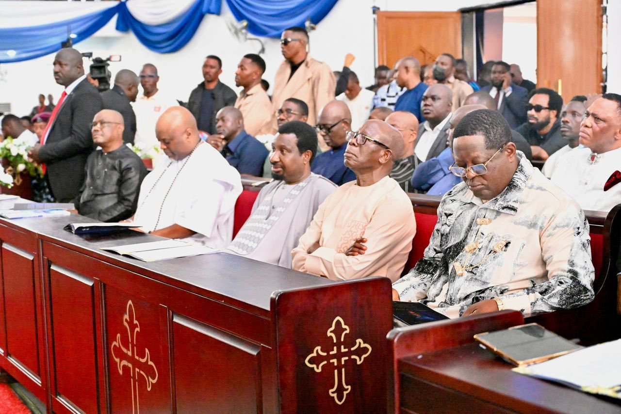 Wike, Akpabio, Umahi, Oshiomole pay final respects to Senator Mpigi in Rivers
