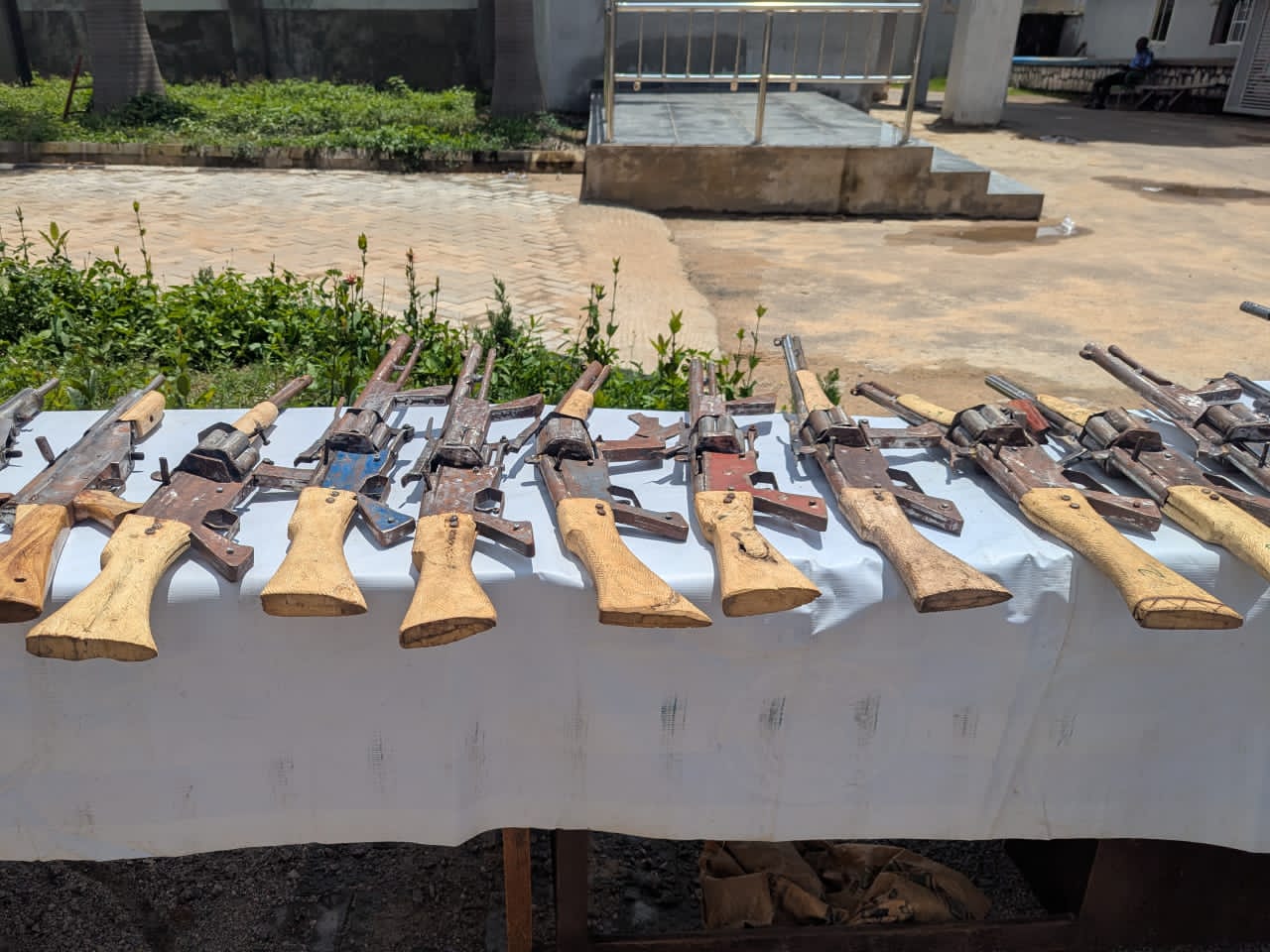 Kaduna police arrest 24 kidnappers, recover 24 firearms, 24 kidnappers arrested as Kaduna police recover guns, 500 rounds