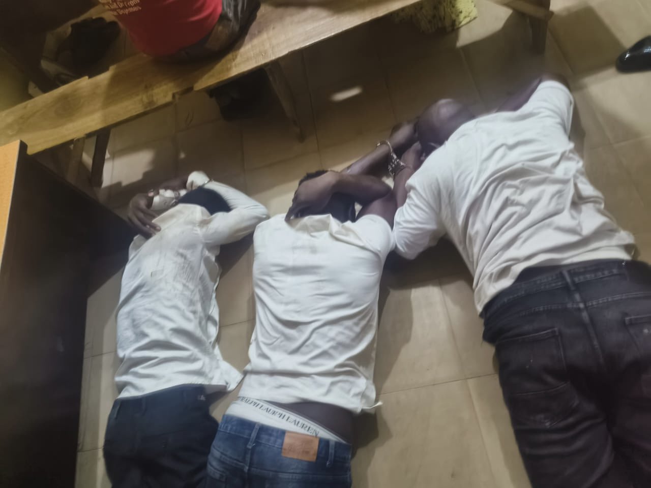 Police arrest armed robbers Oyo police arrest 3 armed robbers, recover locally made pistol, live cartridge