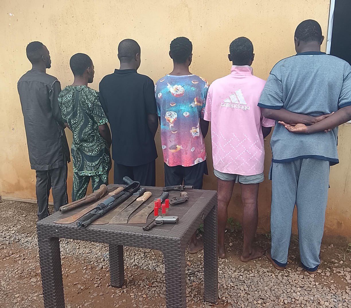 Police arrest armed robbers in Ogun How police tracked armed robbery gang for 5 weeks before Ibadan arrest