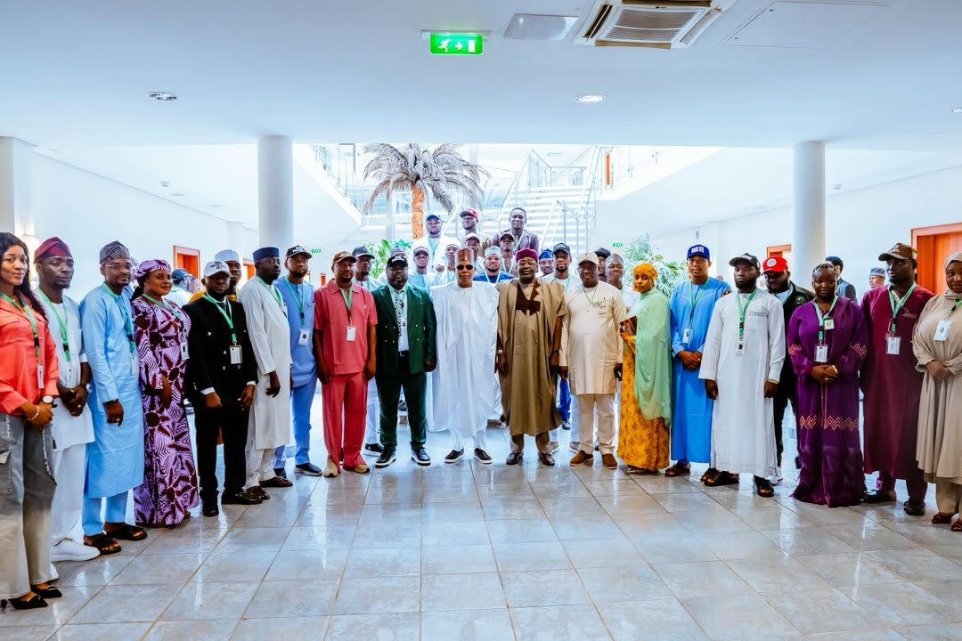 nigerian student pledges votes for tinubu